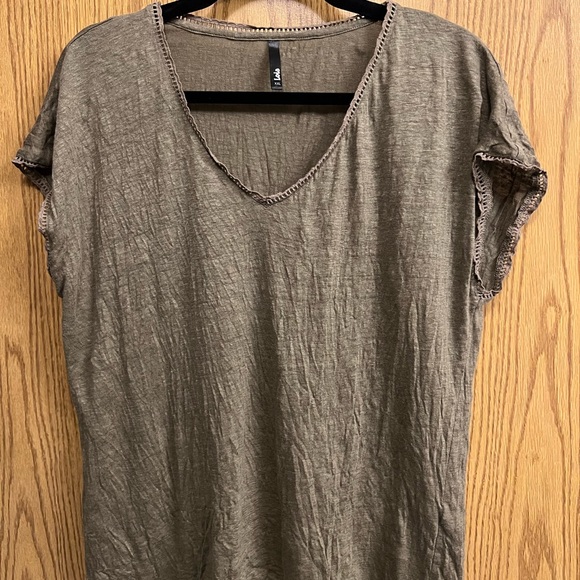 Ladies shirts, 2XL - Picture 2 of 5